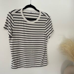 Reitmans Monochrome Striped Short Sleeve Tee